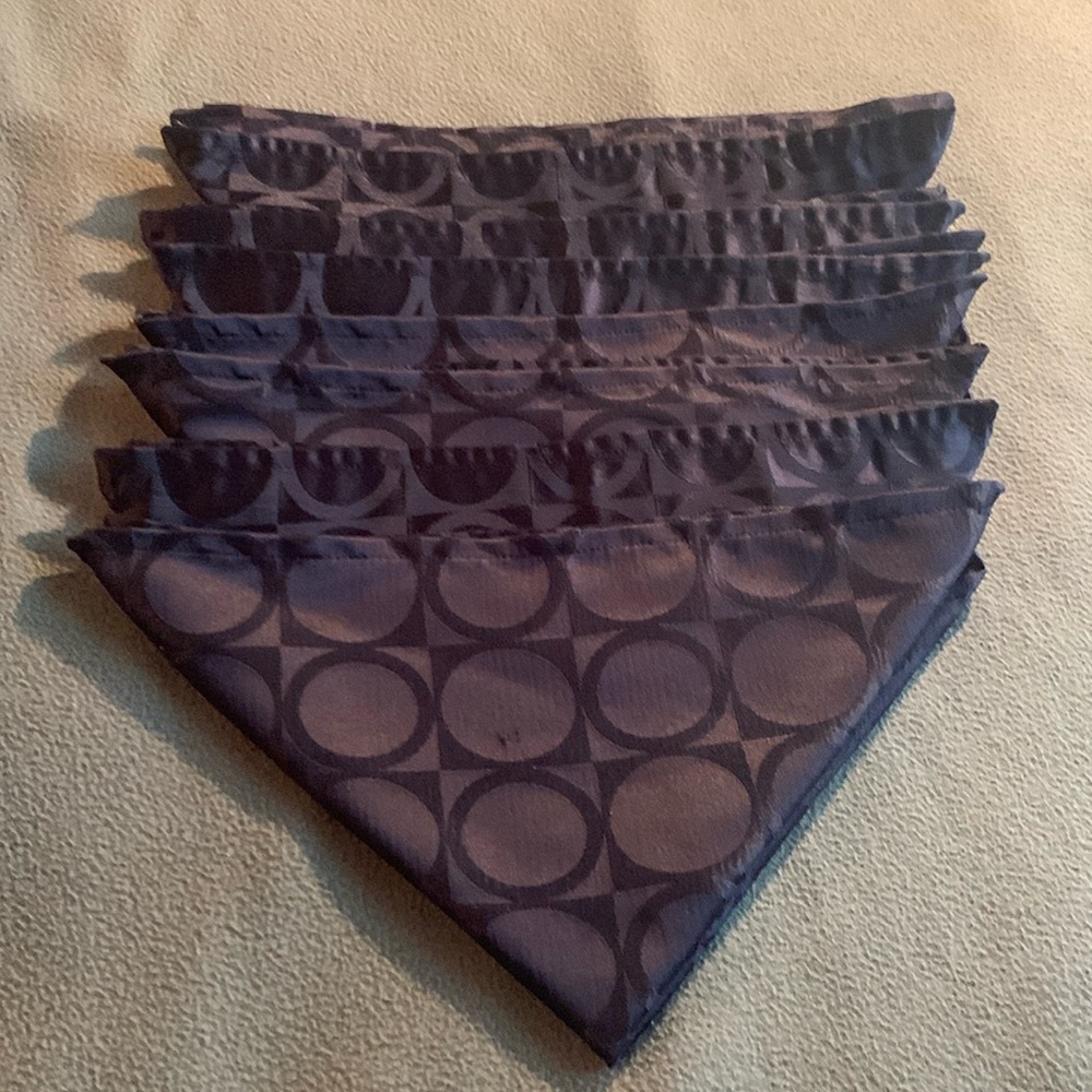 DII for the home black polyester napkins. Set of 8.  Approximately 18.5” x 18”